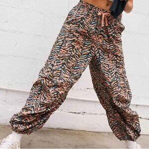 NWOT Free People Zypher Balloon High Waisted Baggy Pull On Pants Large New
